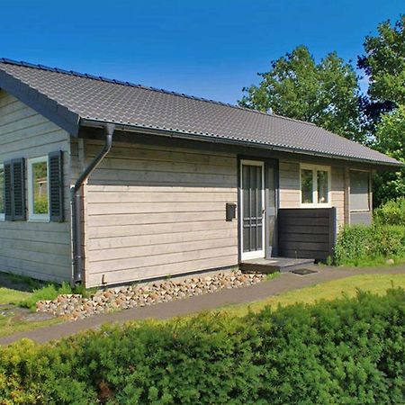 Blockhaus Mit Parkplatz Vor Der Ha Villa Damp Exterior photo